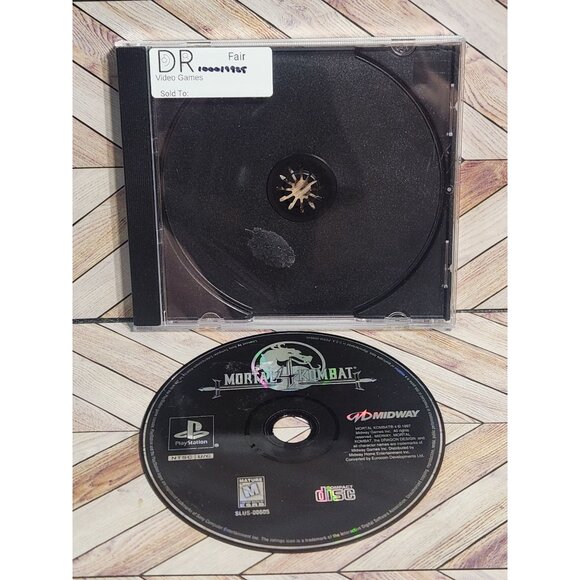 Mortal Kombat 4 Greatest Hits for PlayStation 1 - Picture 1 of 2